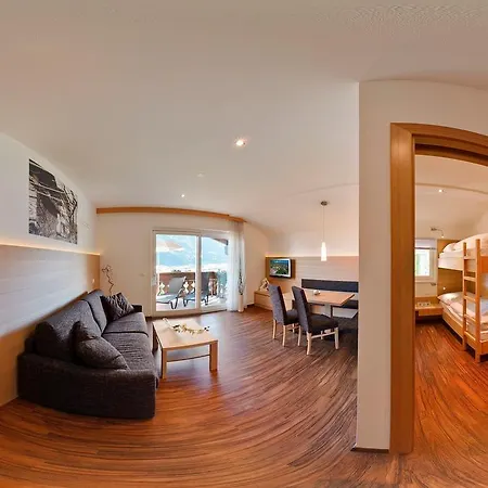 Oberdorner Aparthotel Lagundo